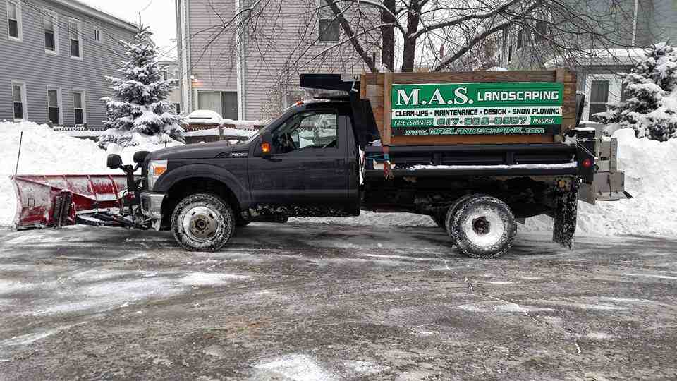 Your Guide to Finding Reliable Commercial Snow Removal Services in Your Area